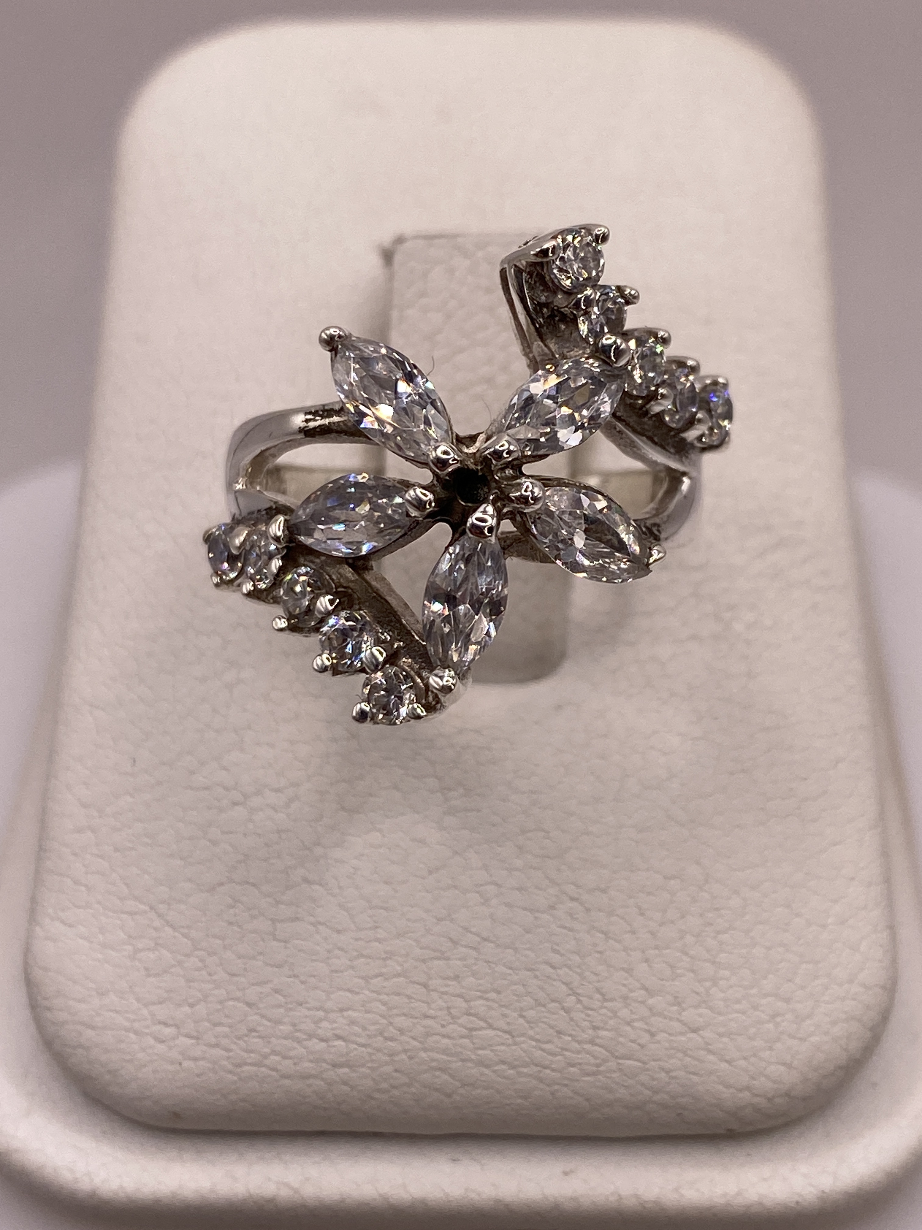 Anillo de plata .925