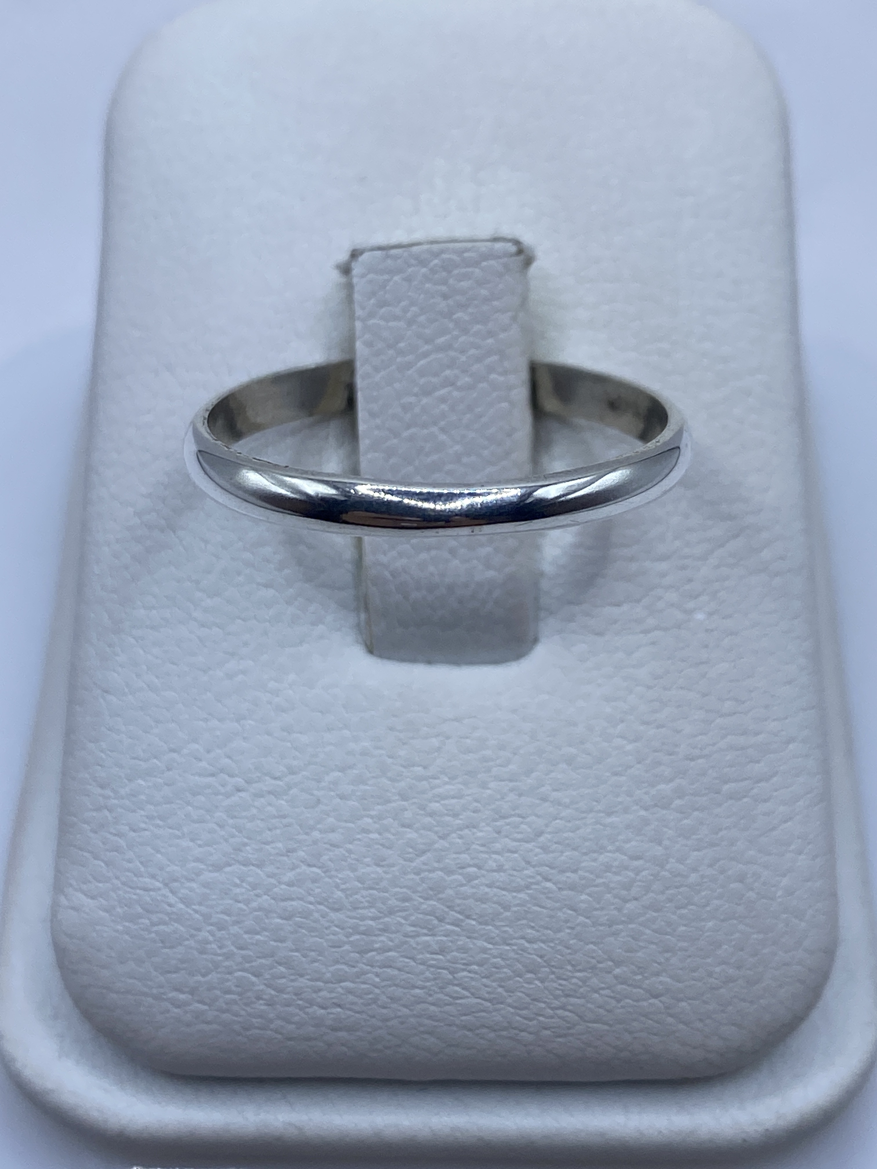 Anillo de Plata Banda Lisa Clásica — Minimalista .925
