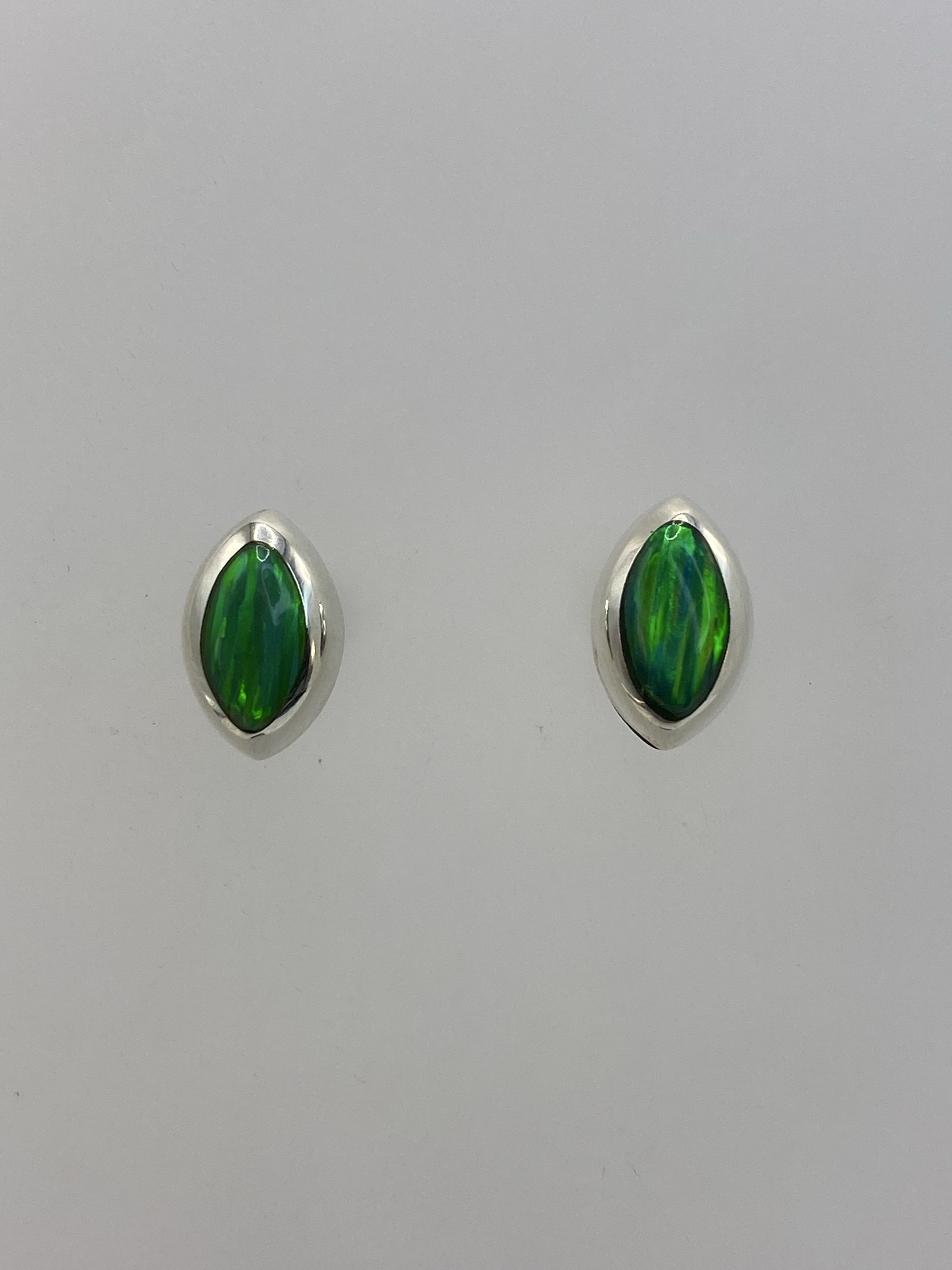 Aretes de Plata Ópalo de Fuego Verde — Taxco 925