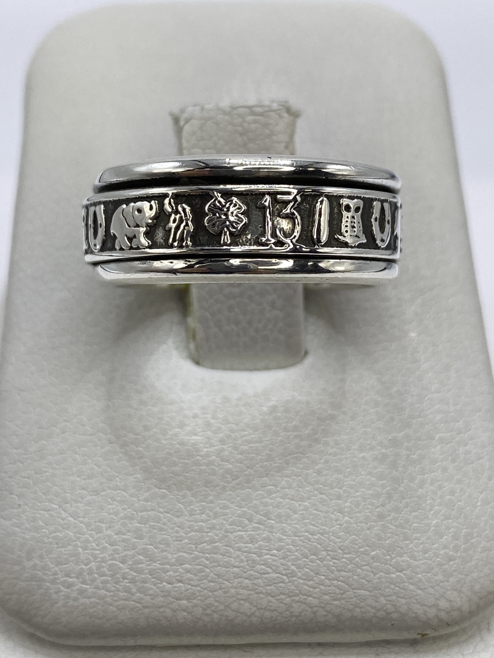 Anillo de Plata 925 Banda Símbolos Grabados — Taxco