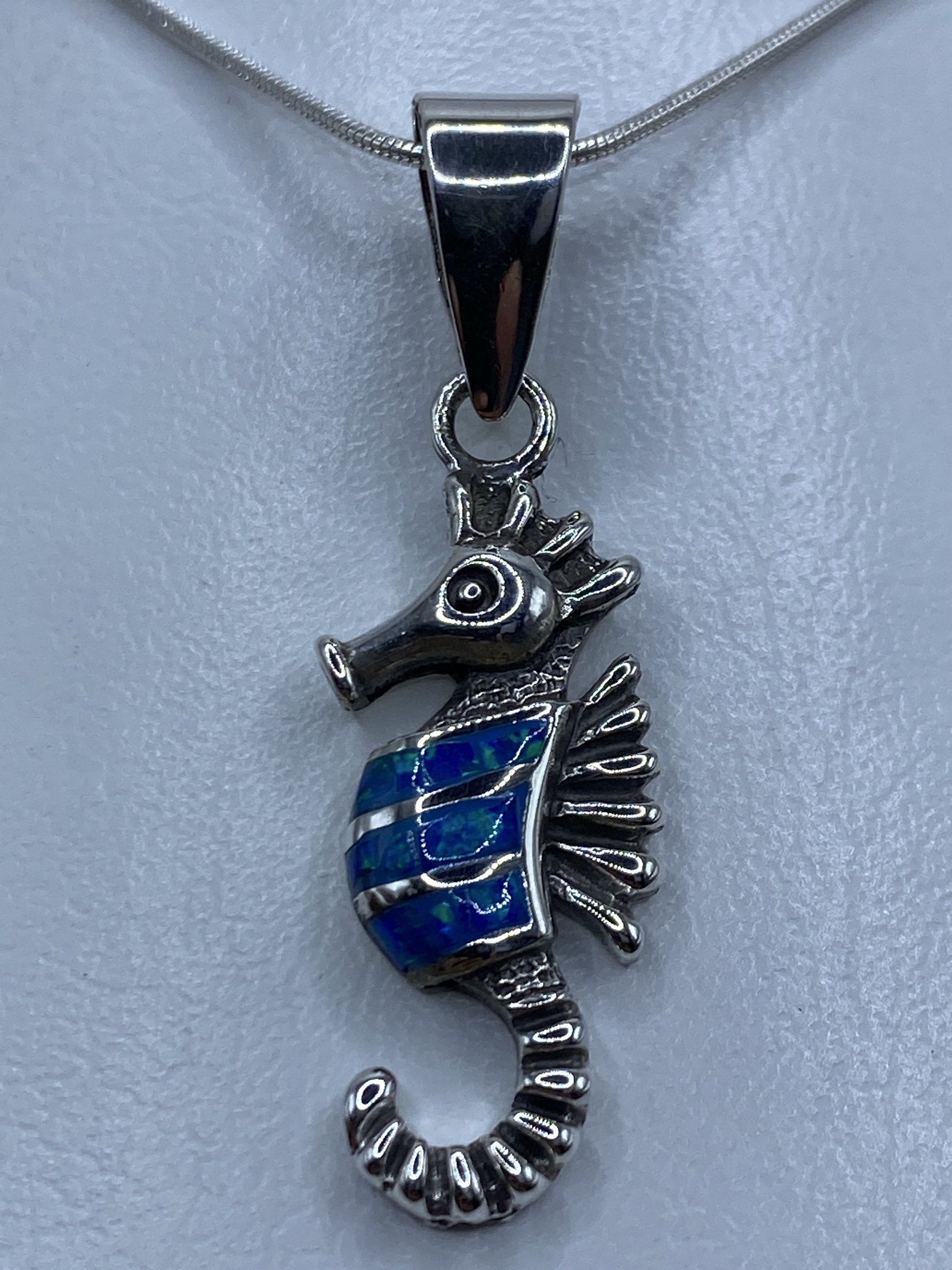 Dije Caballito de Mar Ópalo Azul Plata 950 — Taxco