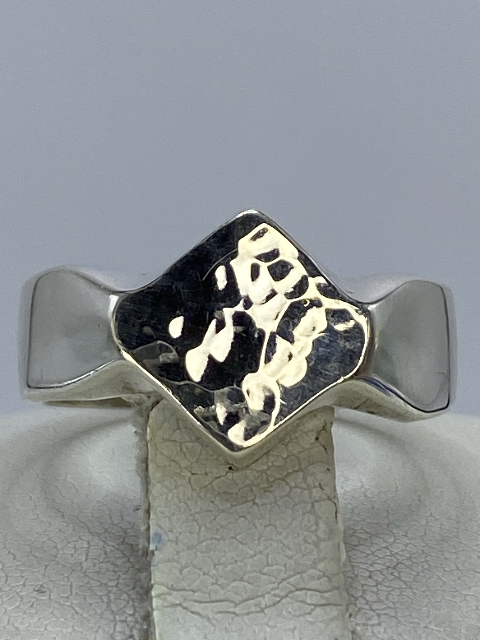 Anillo de Plata Repujada Geométrica — Taxco 925