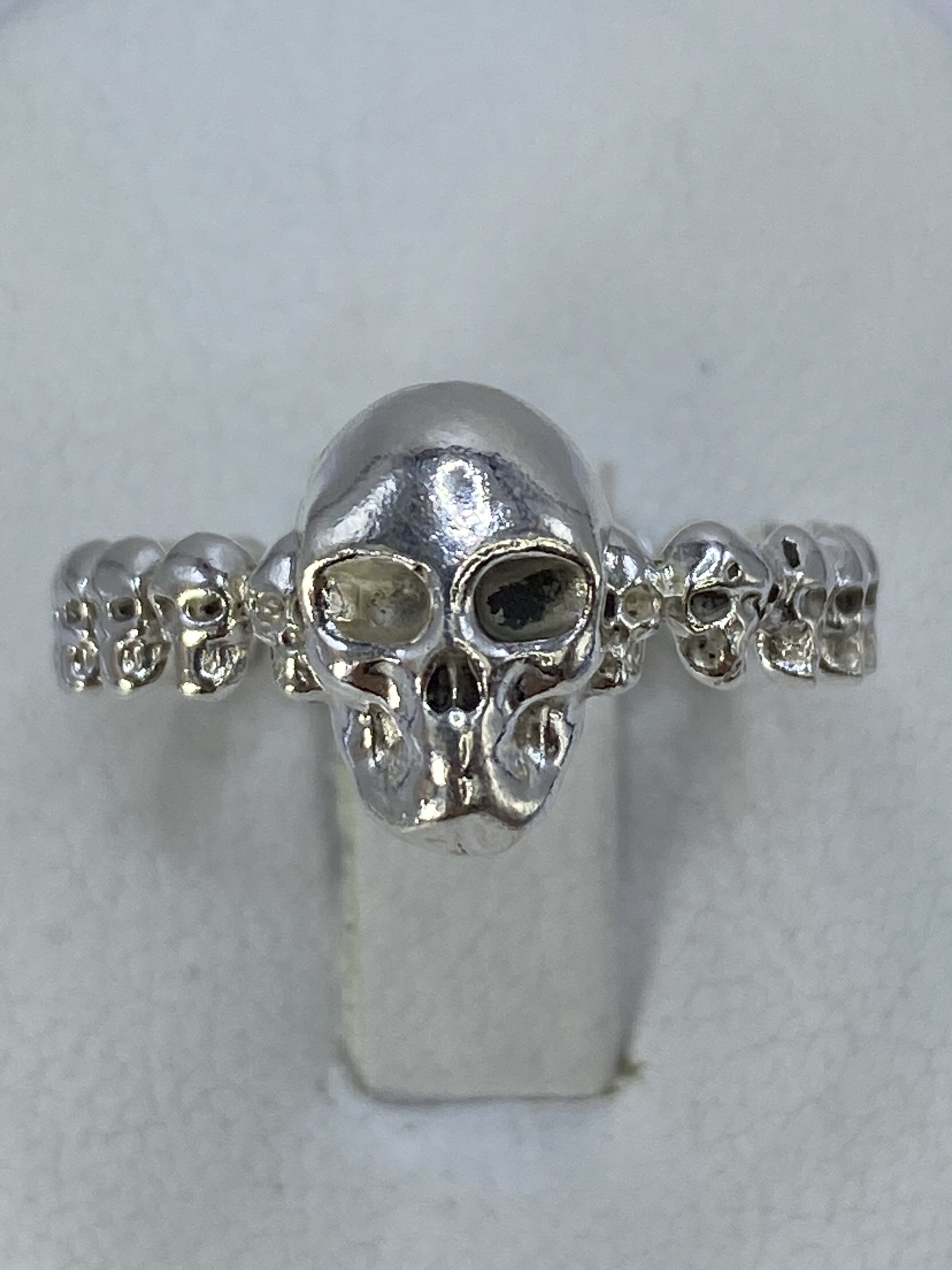 Anillo Calavera de Plata 950 — Taxco