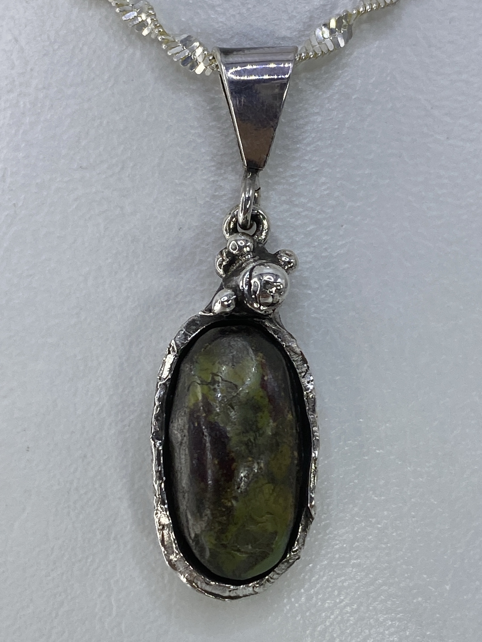 Dije de Plata con Piedra Verde — Taxco 925
