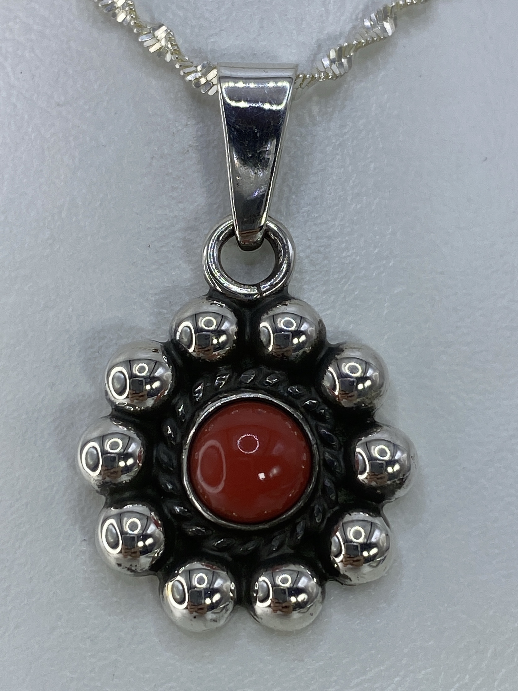 Dije de Plata con Coral Rojo — Taxco 925