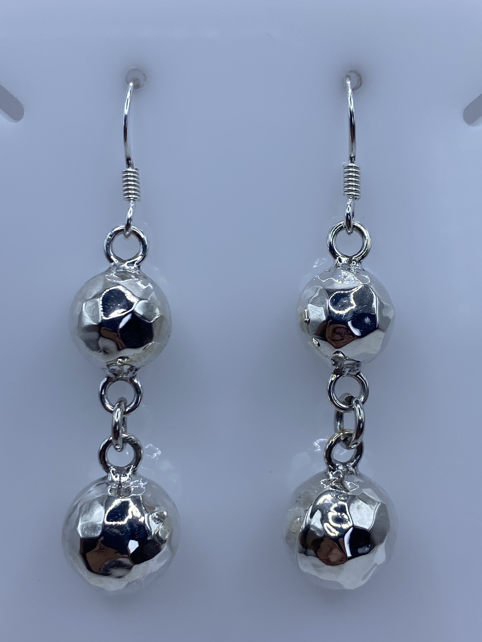Aretes de Plata Repujados con Esferas Facetadas — Taxco 925