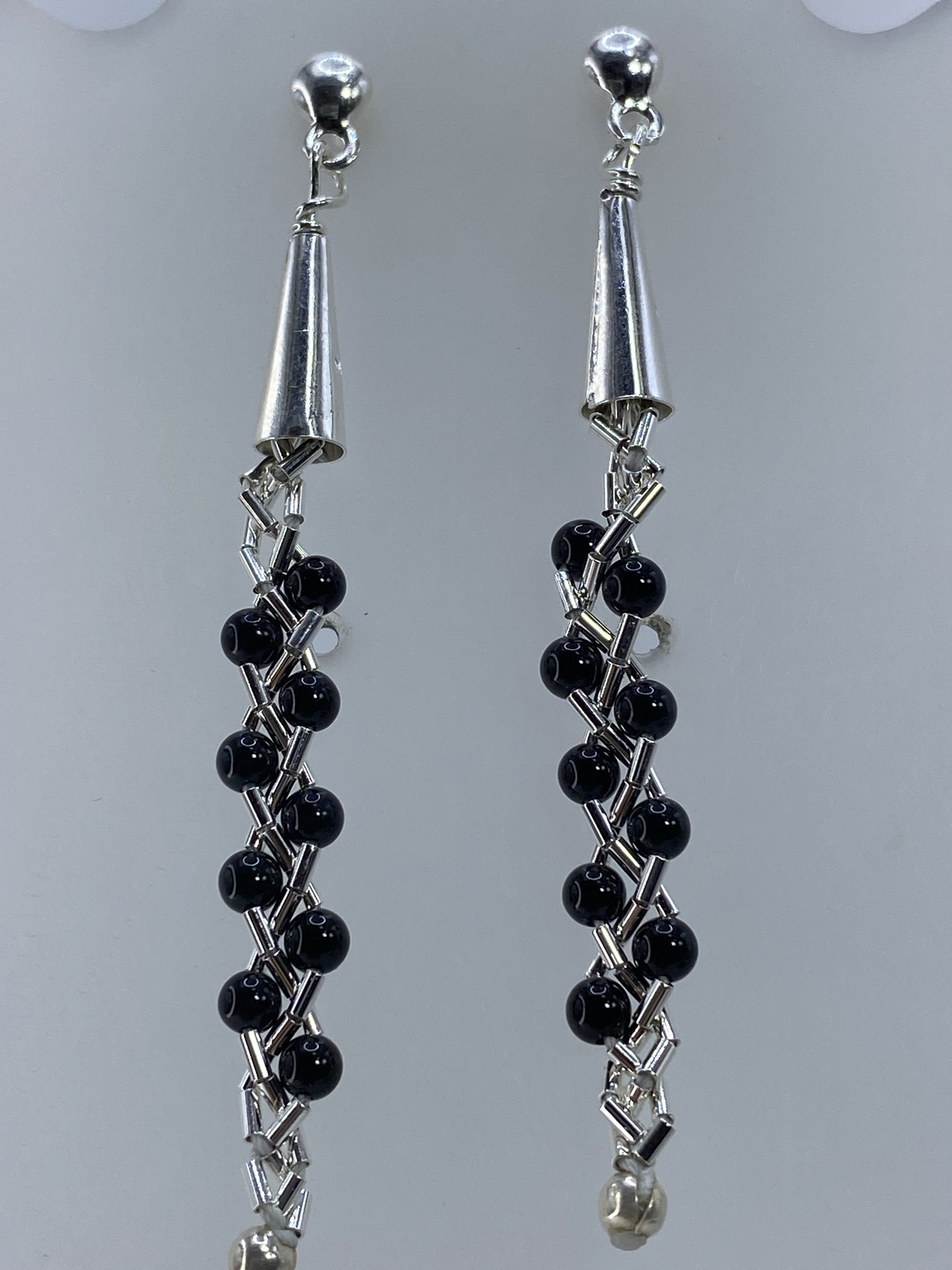 Aretes de Plata con Piedra Negra — Diseño Artesanal Taxco